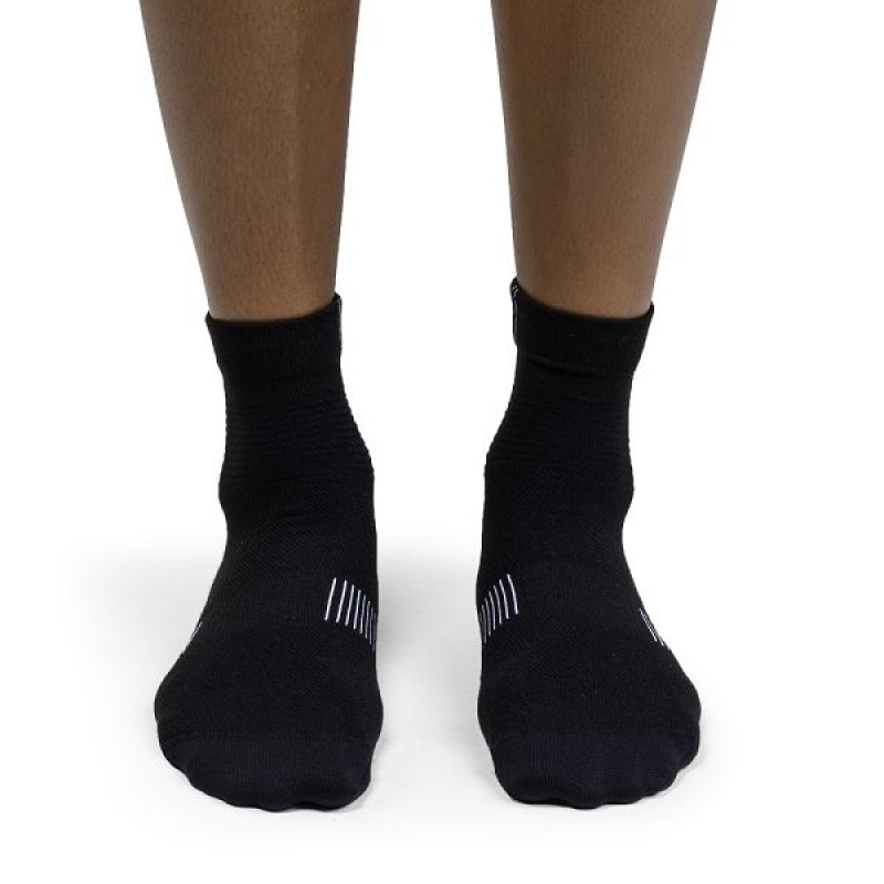 Women's On Running Ultralight Mid Socks Black / White | 582361_MY